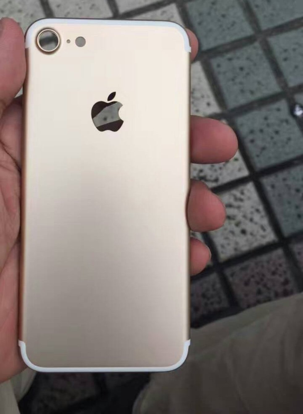 iphoneleak