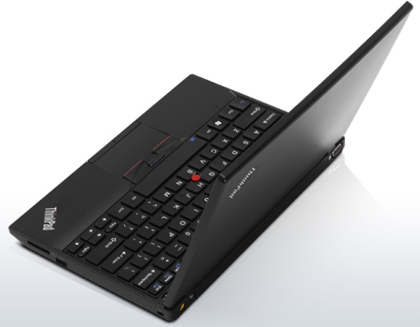 Lenovo_x120e_2