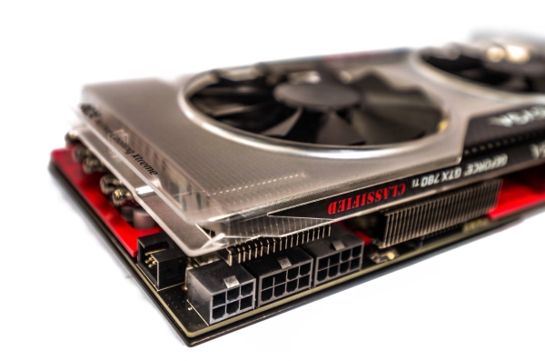 evga GTX780TiClassKingpin-1