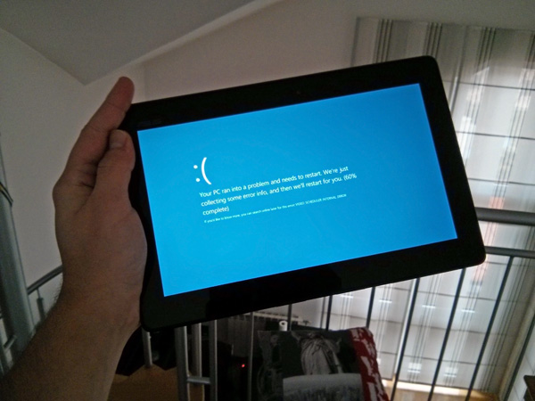 at-blue-screen