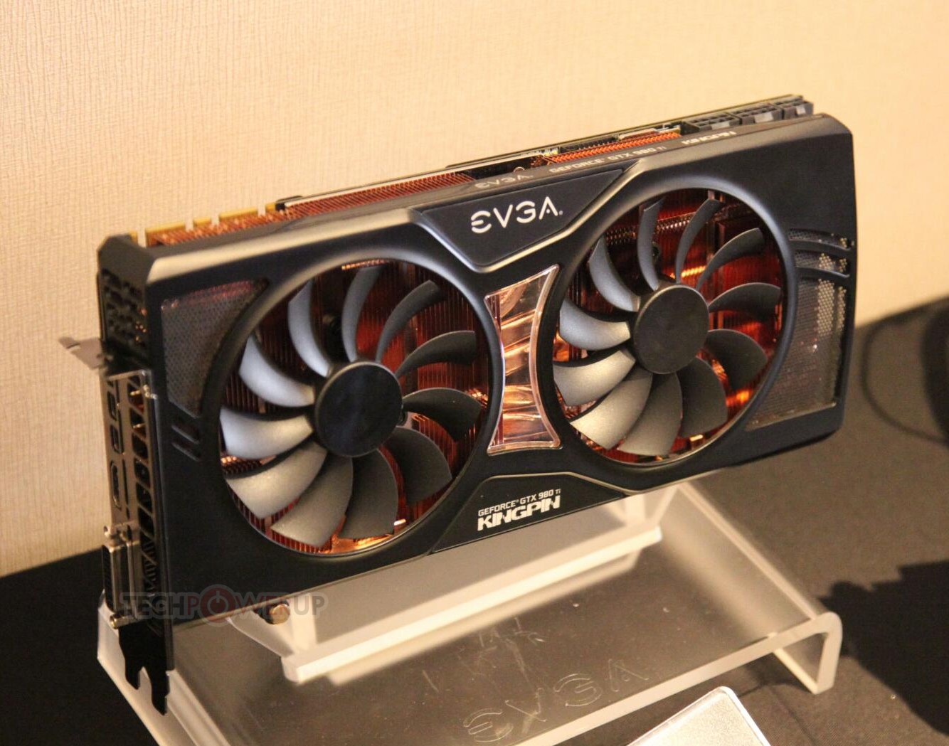 evga gtx980Ticlasskingpin 1