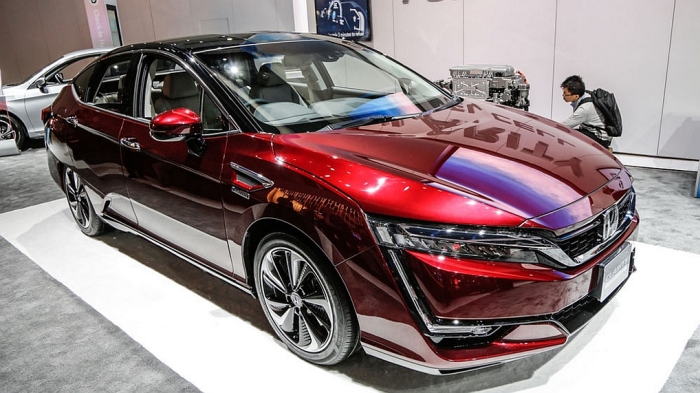 honda fcv tokyo auto show front