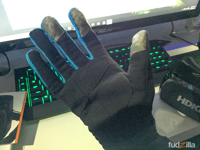 gloveone vr glove back