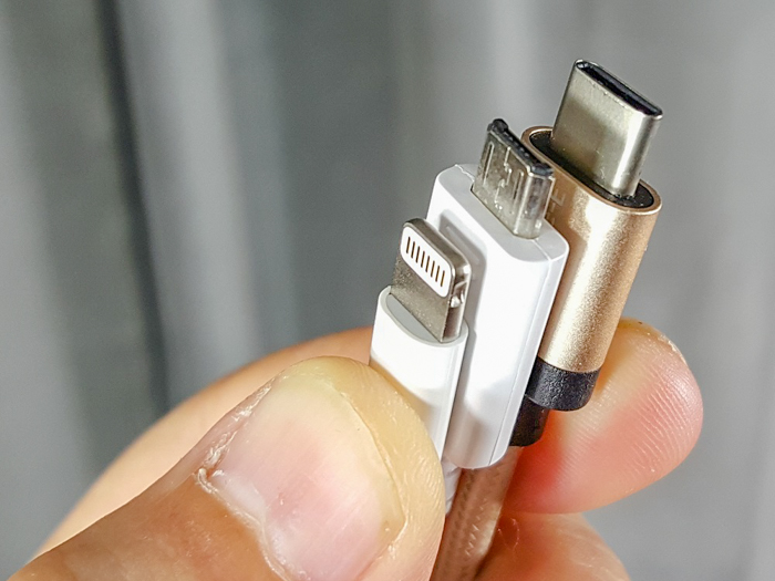 lightning vs micro usb vs usb c cables