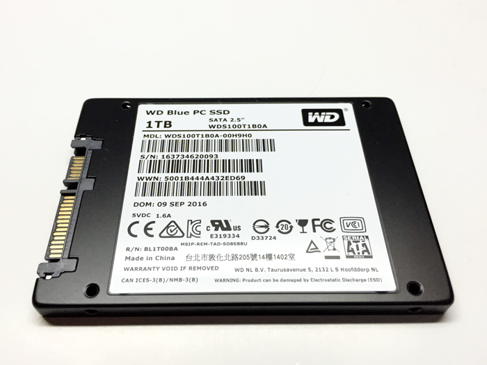 wd blue 1tb ssd back