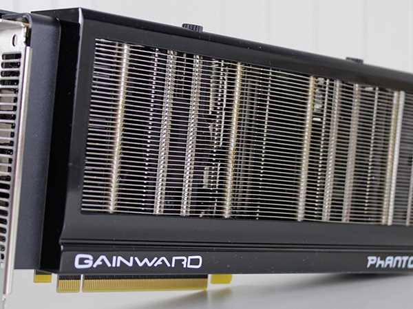 1-Gainward-Phantom-GTX-970