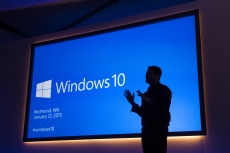 Windows 10 take-up drops dramatically