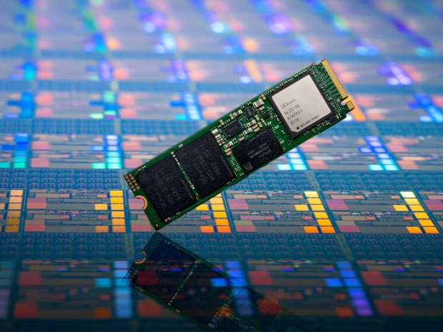 SK Hynix shows off new Platinum P51 Gen 5 SSD