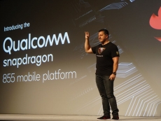 Alex Katouzian announced the Snapdragon 855