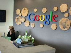 Google's accounts bloke quits