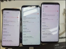 Samsung Galaxy 8 has red tint