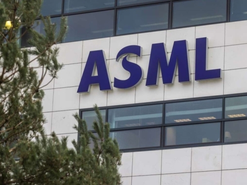 ASML outlook dims as Intel wobble spooks investors
