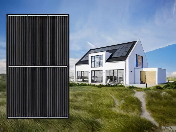 Sharp goes back to black for its photovoltaics