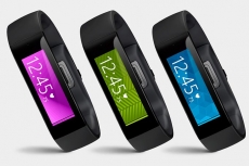 Microsoft drops the price of its Band 2