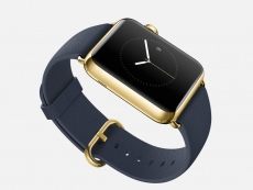 iPhone installs undeleteable iWatch advert