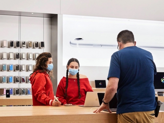 Apple closes stores again