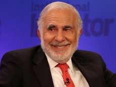 Icahn sues Dell