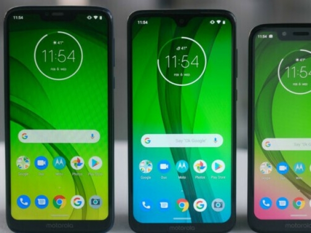 Motorola offers slimmer bezels, bigger displays, and larger batteries