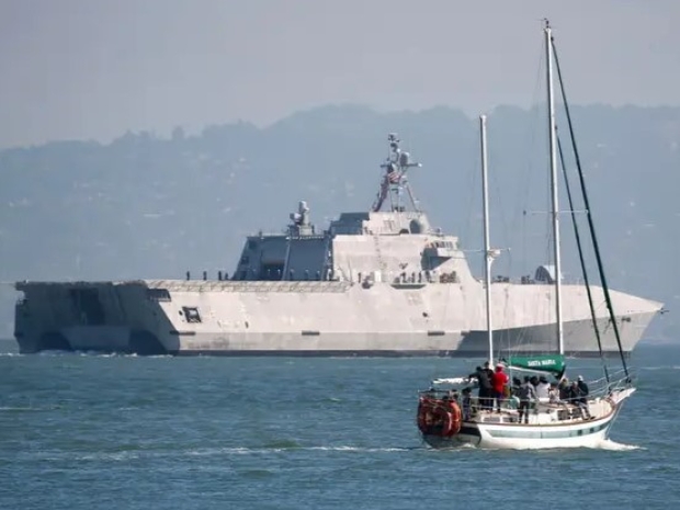 Navy chief conspired to get herself illegal WiFi on her warship