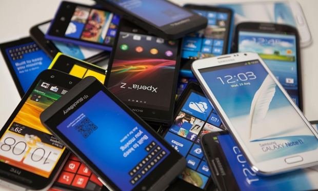 Gartner sees smartphone market grow