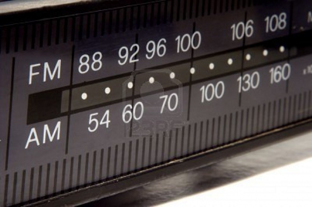 FCC tells Apple to turn on its FM radio function