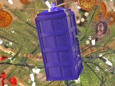 Bloke powers Tardis using Raspberry